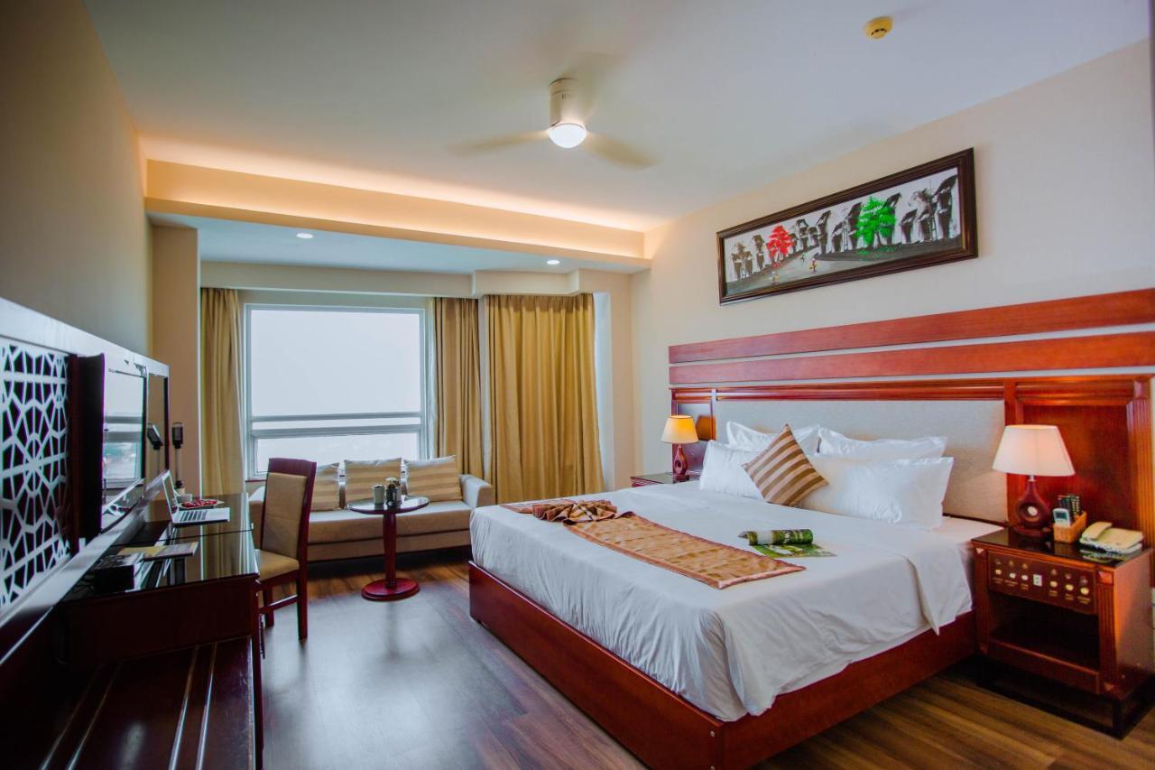 Minh Toan Athena Hotel Da Nang Exteriör bild