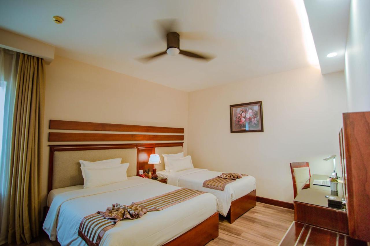 Minh Toan Athena Hotel Da Nang Exteriör bild