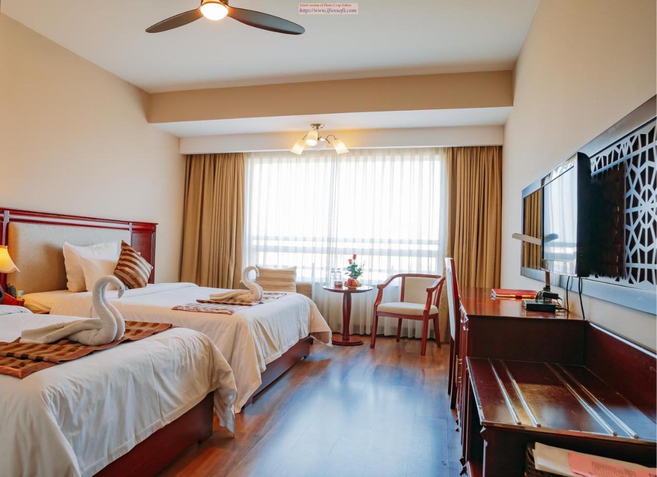 Minh Toan Athena Hotel Da Nang Exteriör bild