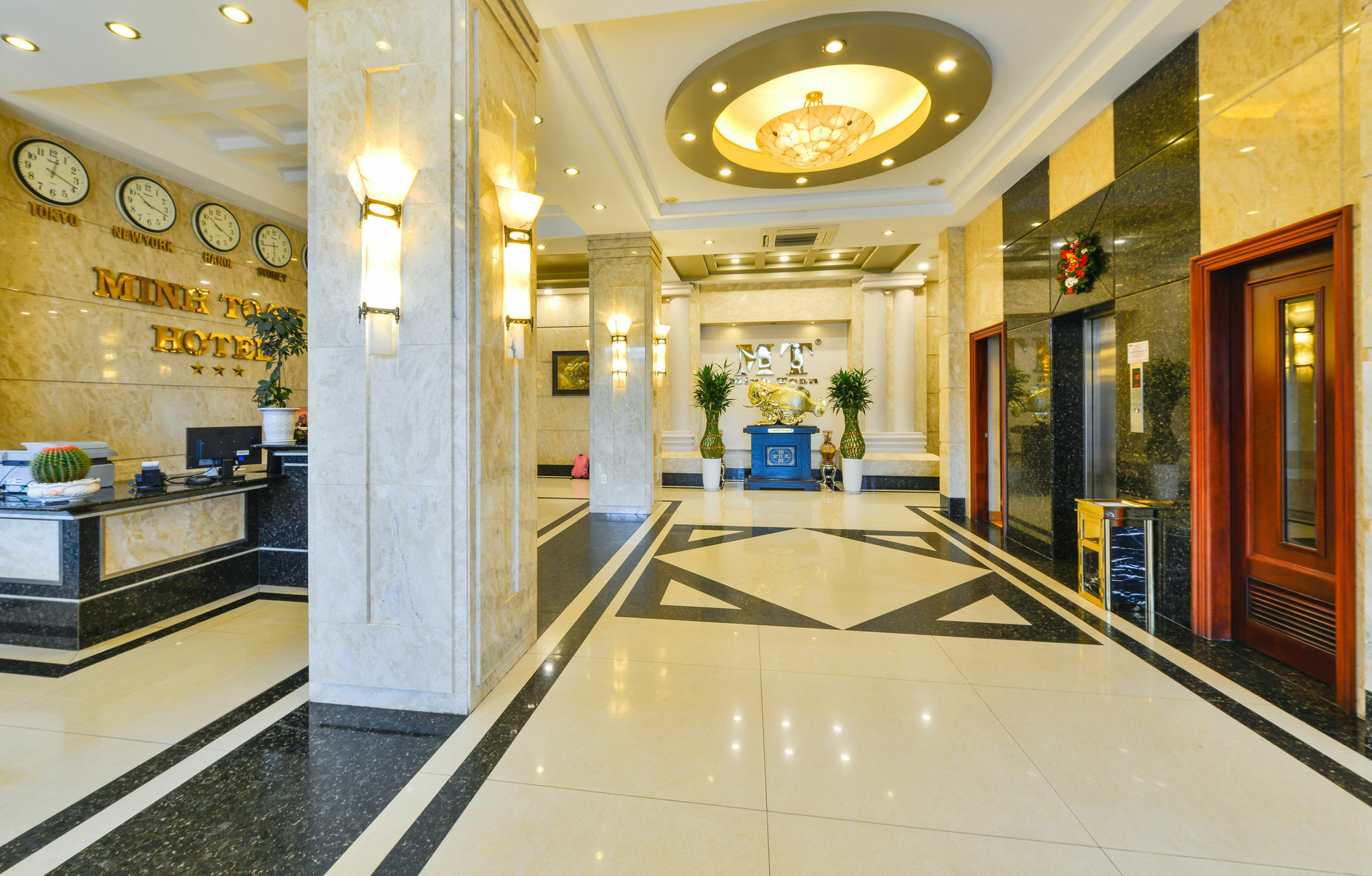 Minh Toan Athena Hotel Da Nang Exteriör bild
